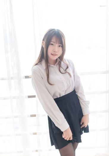 女学生在按摩室hd高清